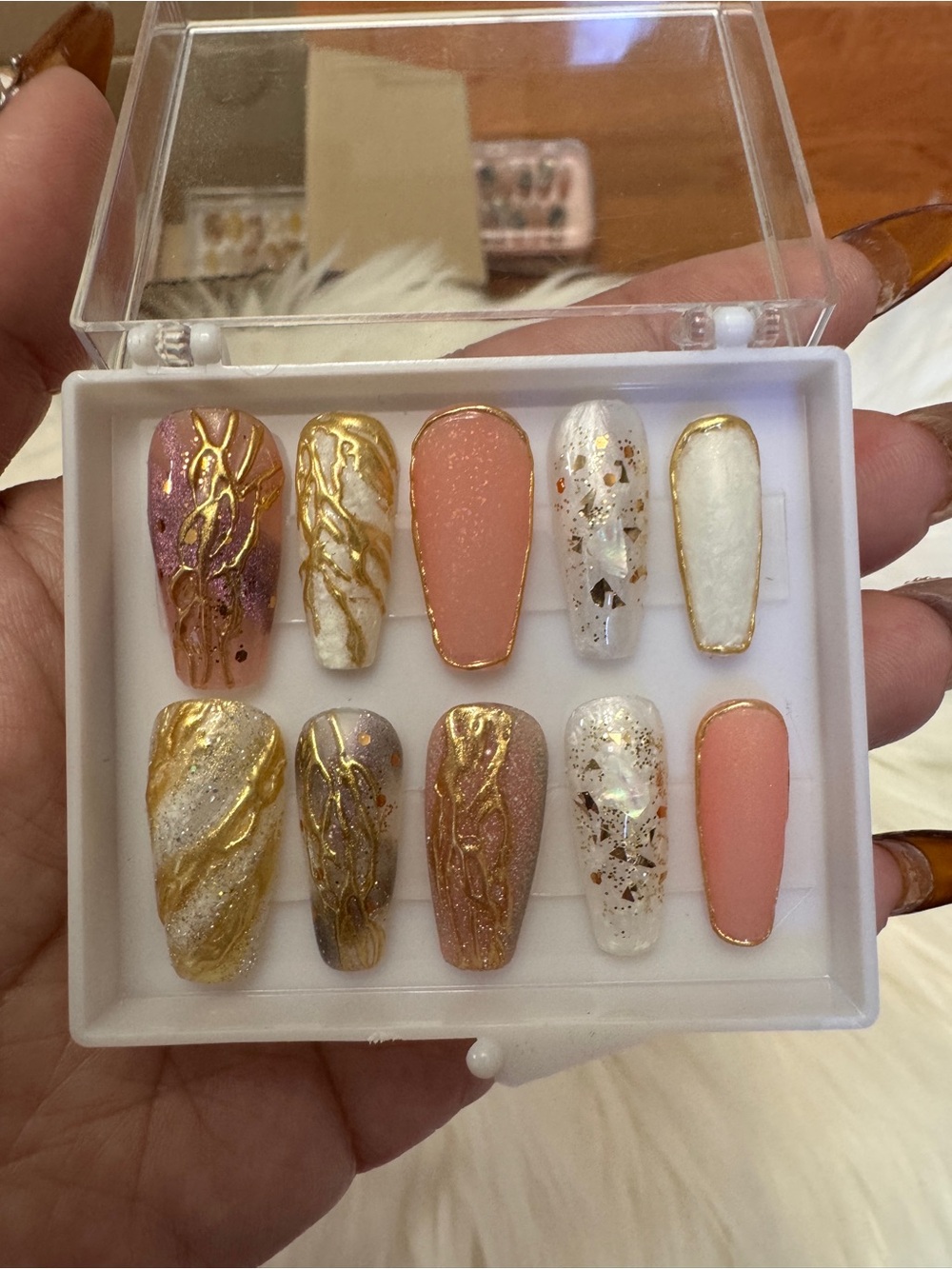 Peach & Gold Press-On Nail Set